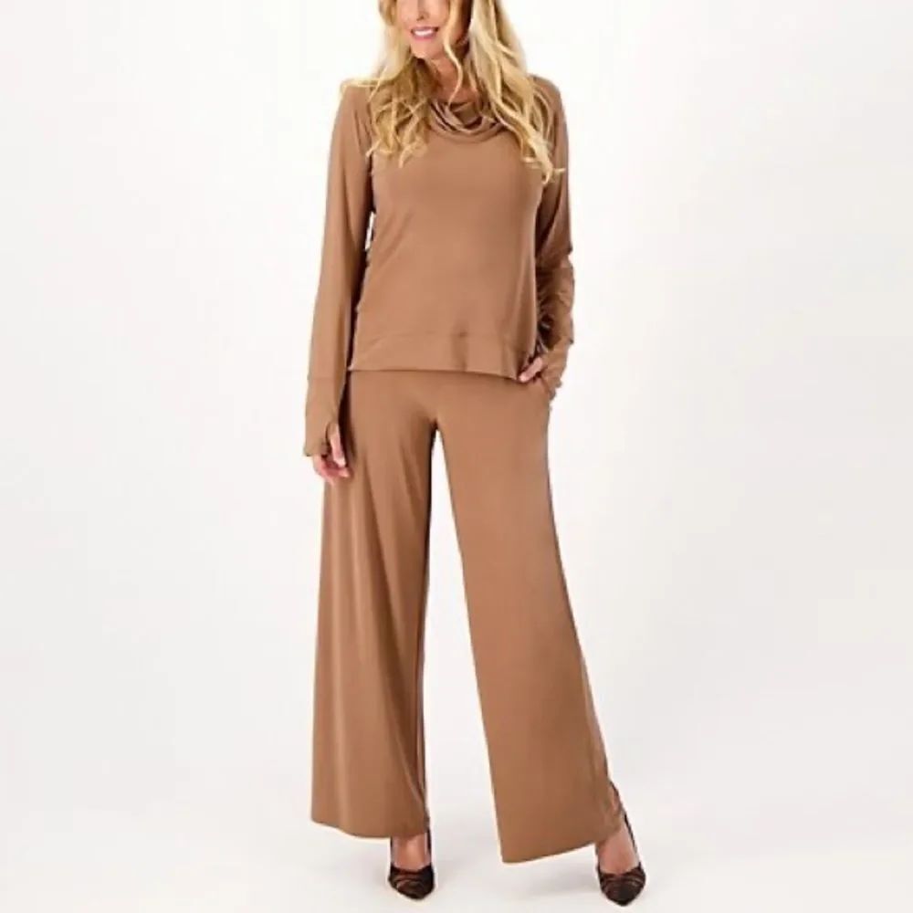 Attitudes by Renee Como Jersey Pull Over & Wide Leg Pants